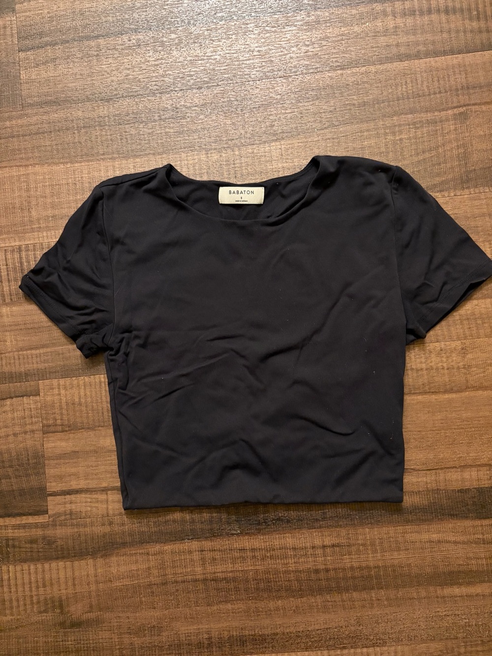 Aritzia Contour Crew Cropped T-shirt